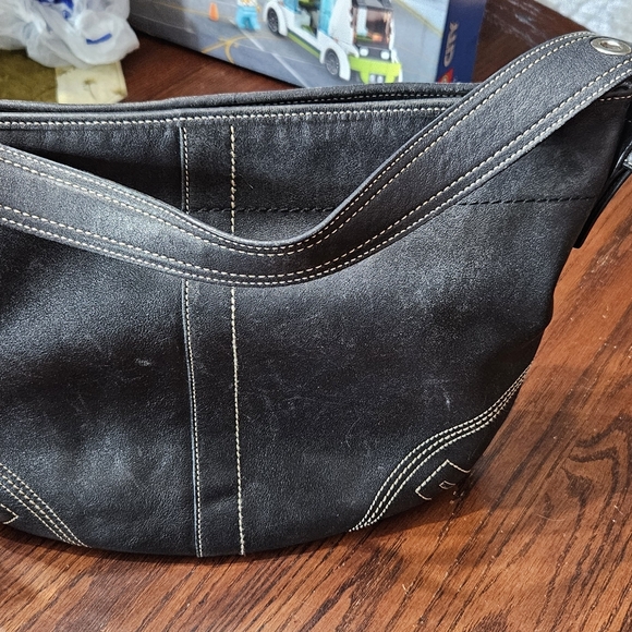 Coach Black Leather Shoulder Bag - Picture 7 of 8